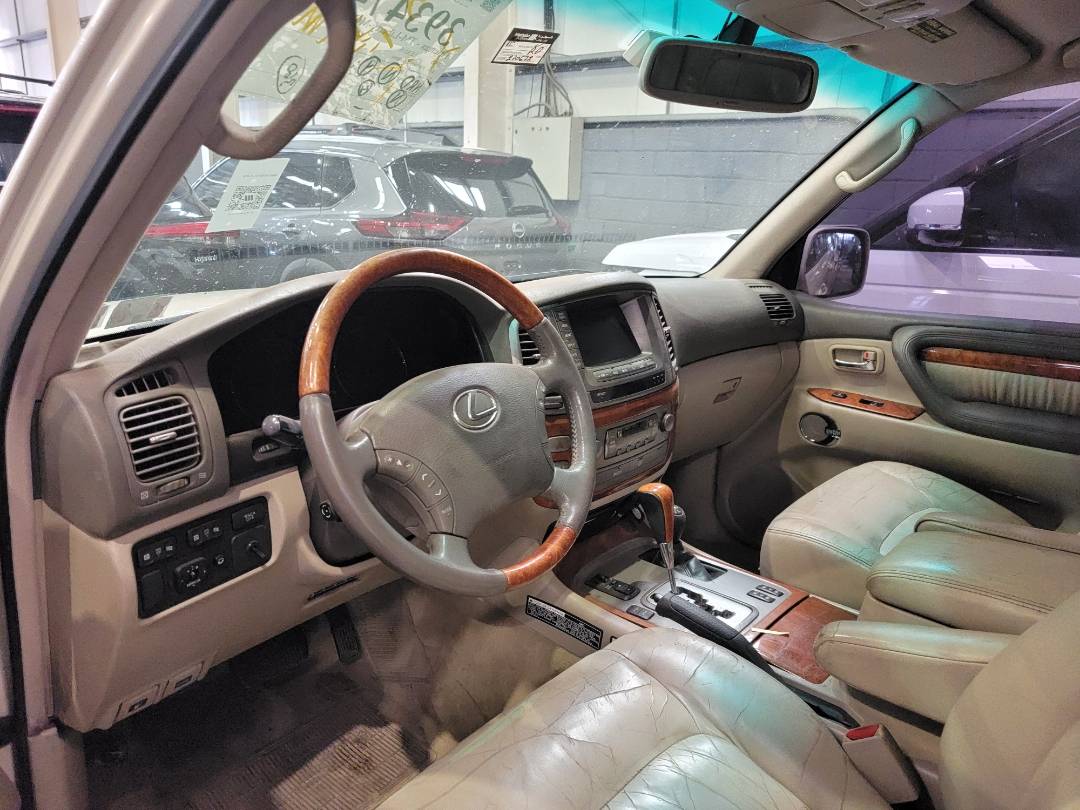 2005 LEXUS LX 470 — 270672 Miles — Lot 548994 — Main - Marhaba Auctions Used Cars - Image 6