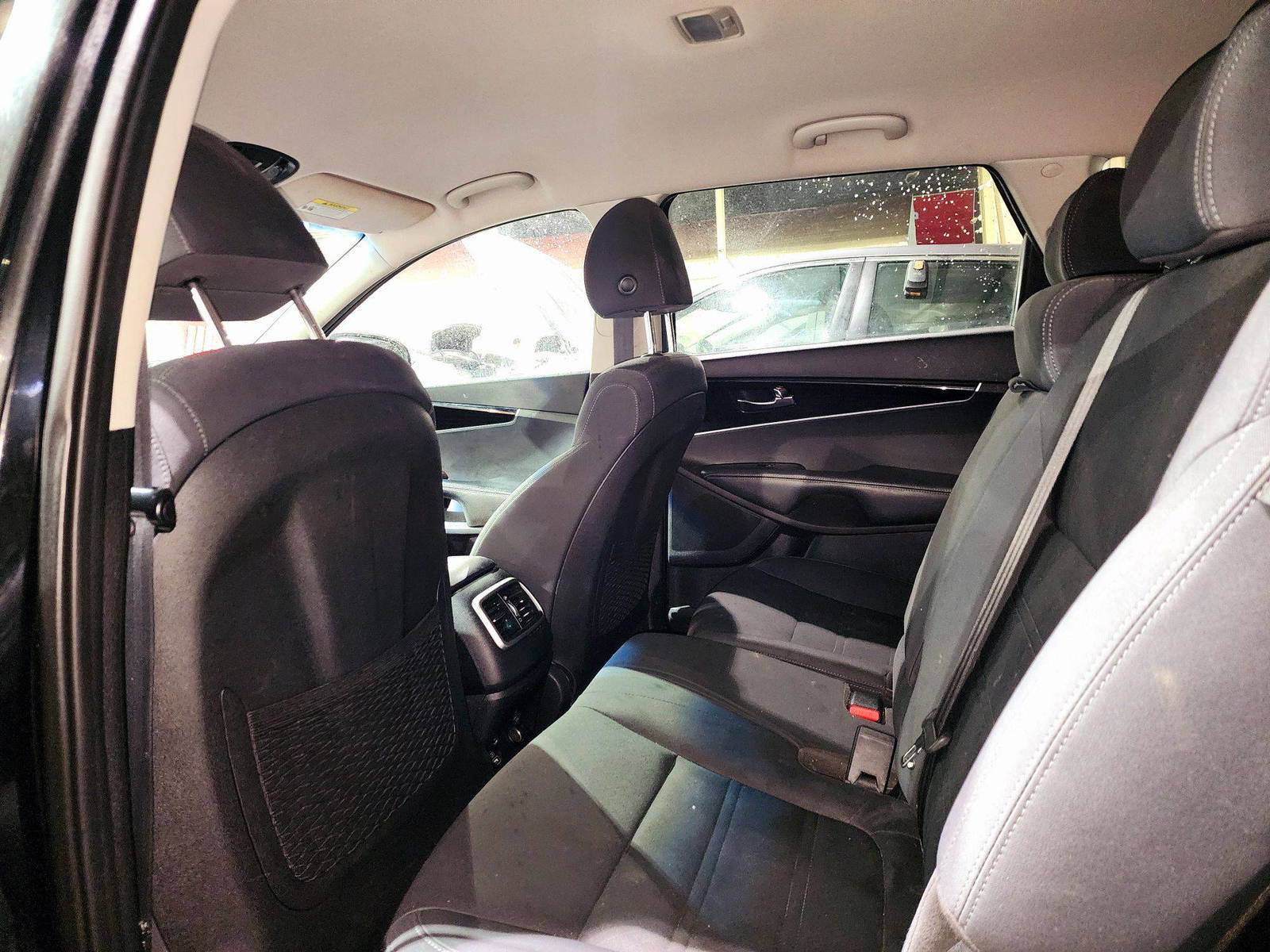 2019 KIA SORENTO — 151402 Miles — Lot 77770174 — Souq - Marhaba Auctions Used Cars - Image 6