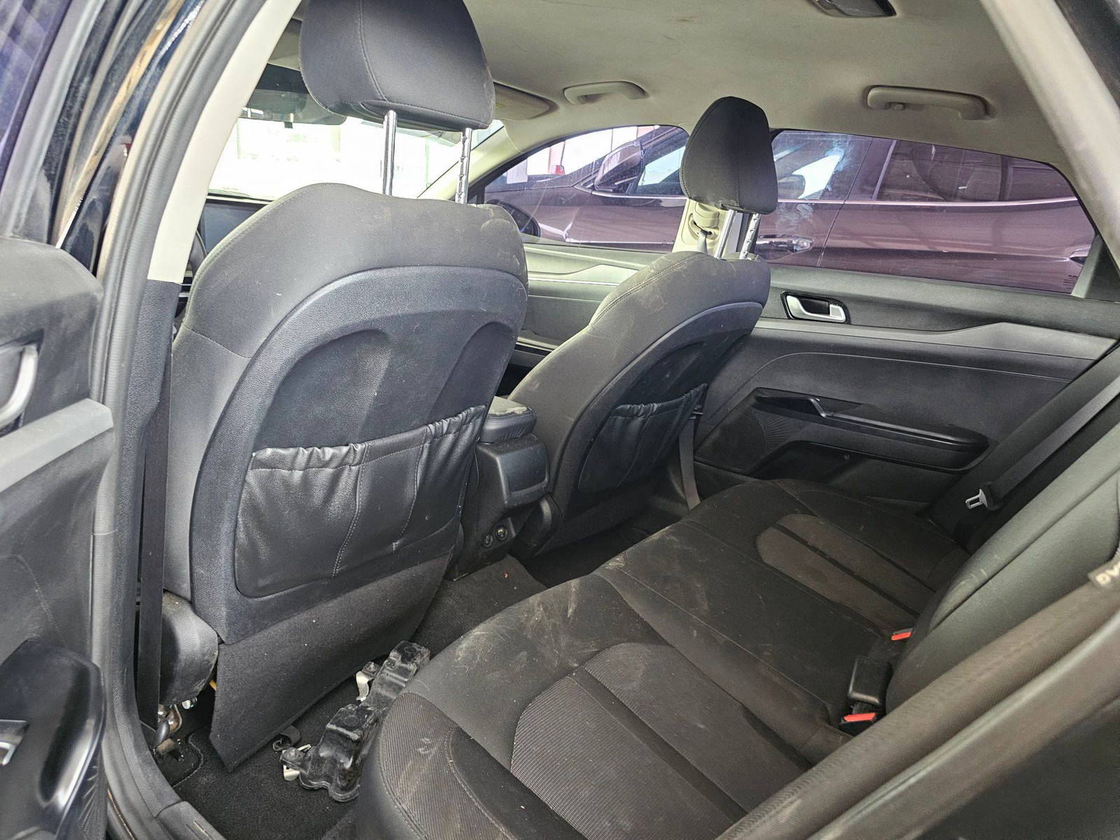 2022 KIA K5 — 122677 Miles — Lot 5NG139324 — Souq - Marhaba Auctions Used Cars - Image 6
