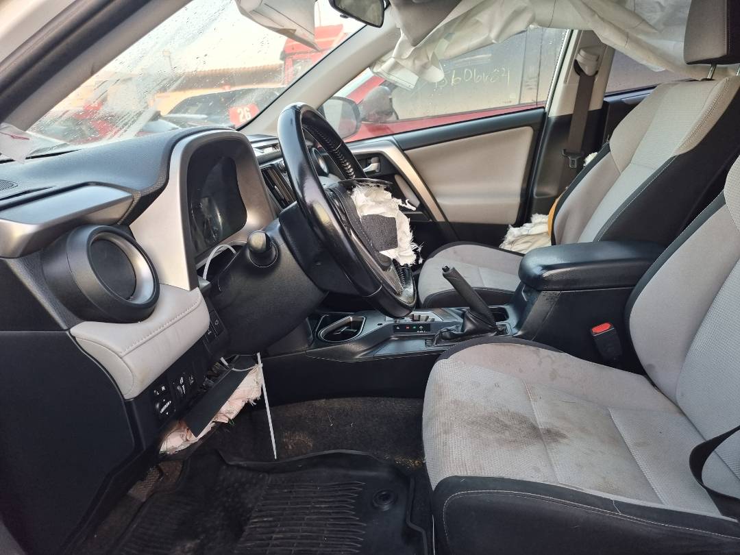 2018 TOYOTA RAV4 — 185827 Miles — Lot 68846794 — Ind. 12 - Marhaba Auctions Used Cars - Image 8