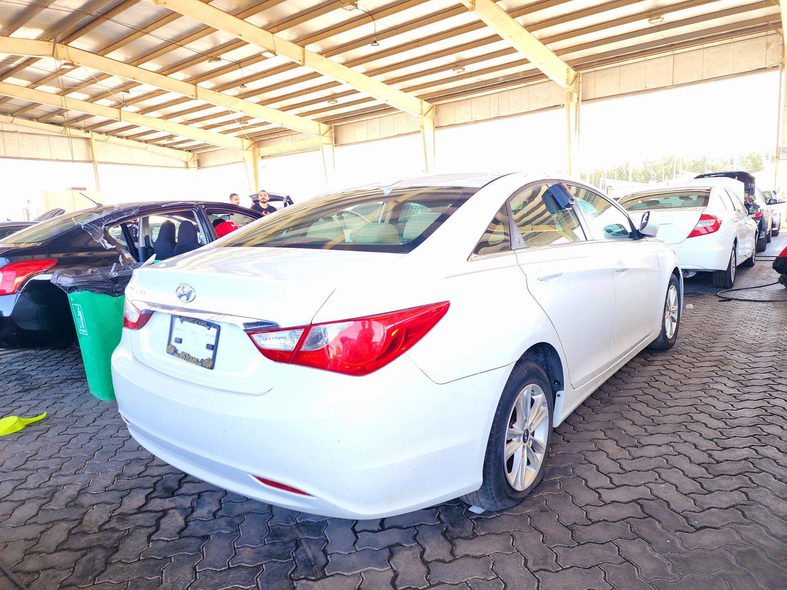 2013 HYUNDAI SONATA — 123507 Miles — Lot 38831581 — Souq - Marhaba Auctions Used Cars - Image 5