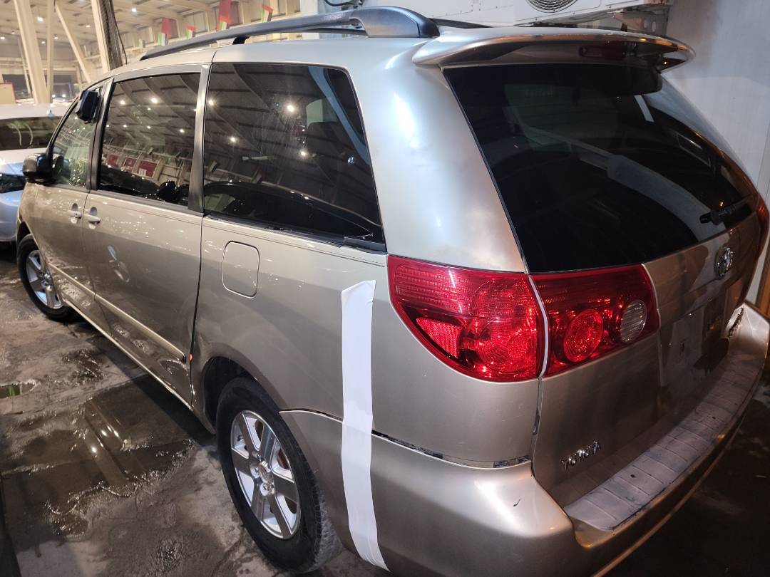 2007 TOYOTA SIENNA — 466544 Miles — Lot 66297543 - Marhaba Auctions Used Cars - Image 3