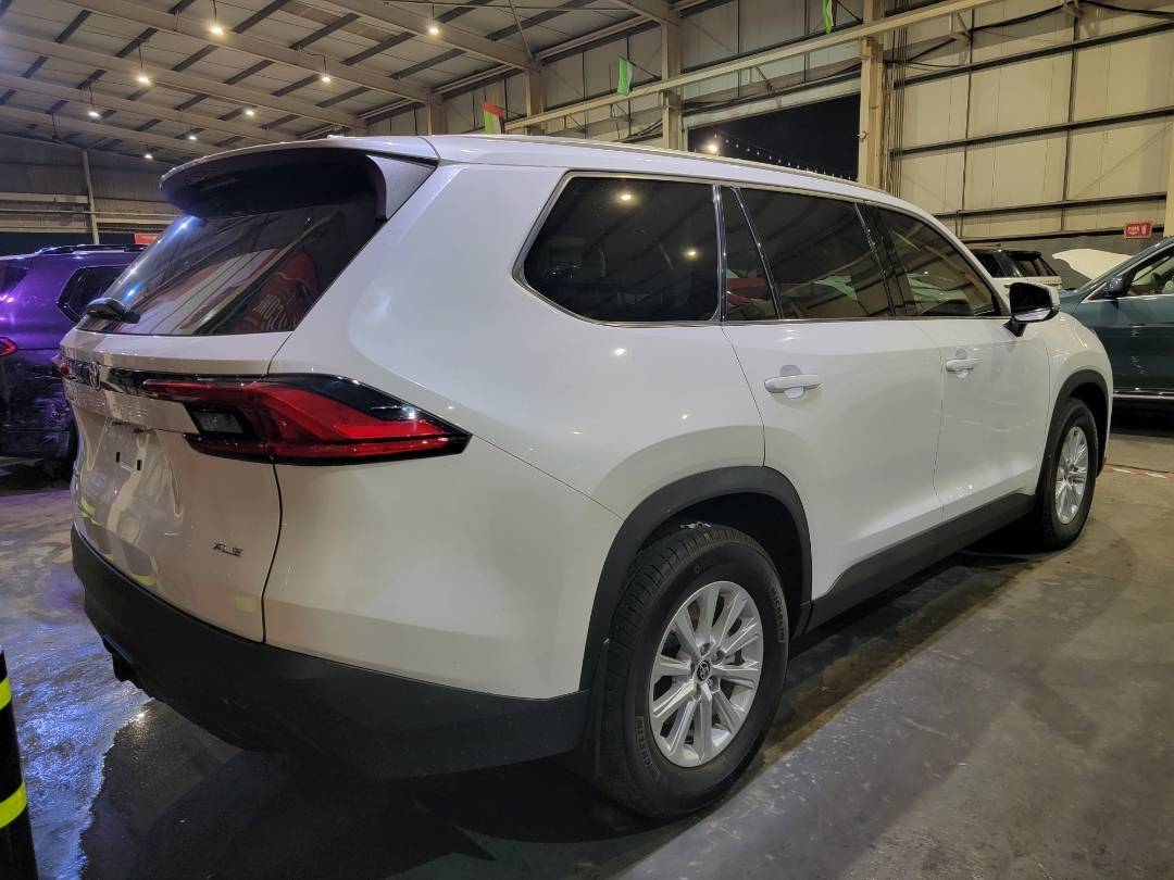 2024 TOYOTA HIGHLANDER — 11987 Miles — Lot 53RS015970 — Main - Marhaba Auctions Used Cars - Image 4