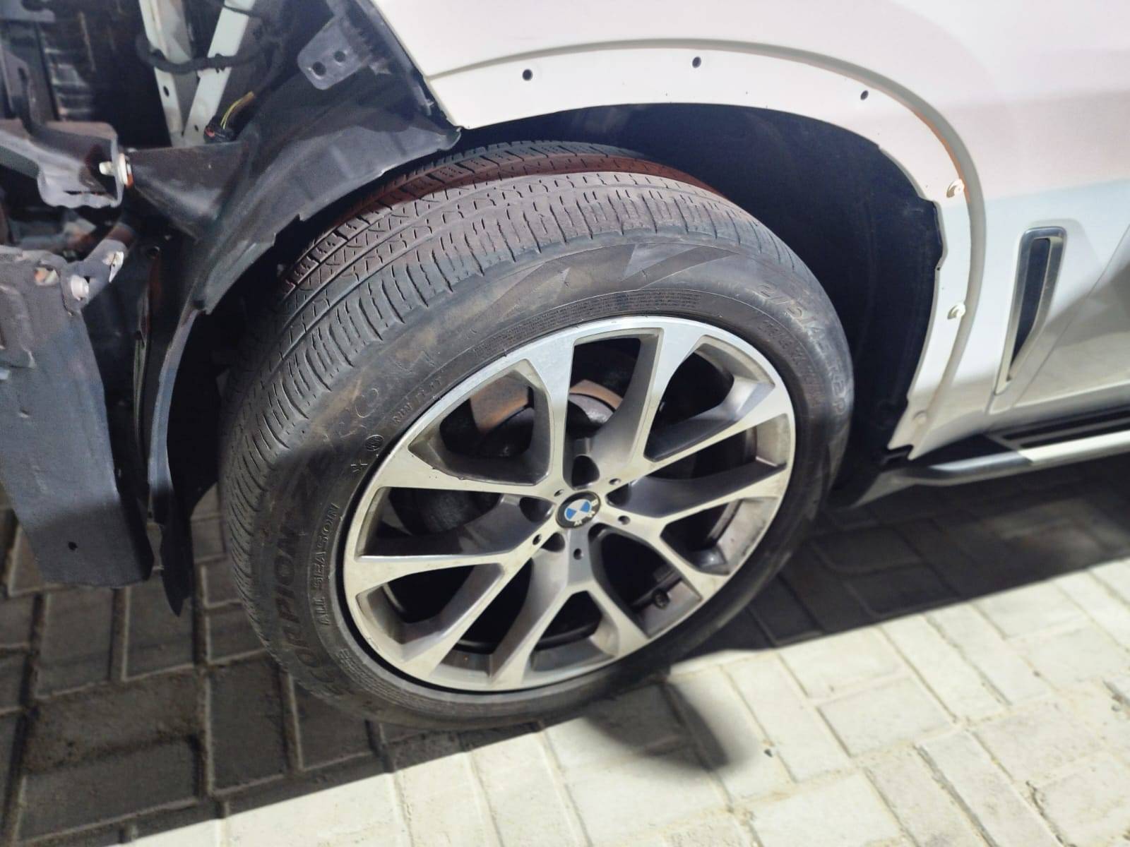 BMW X5 XDRIVE40I 2023 - Marhaba Auction Used Cars - Image 4
