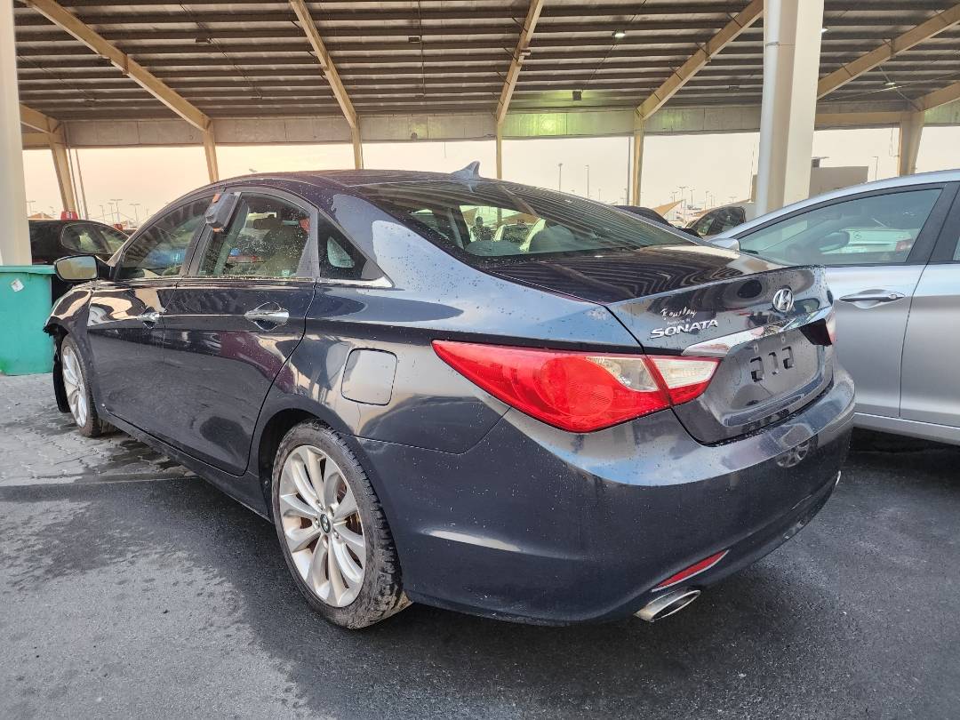 2011 HYUNDAI SONATA — 141115 Miles — Lot 38715088 — Souq - Marhaba Auctions Used Cars - Image 8