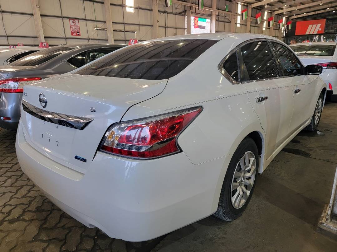 2014 NISSAN ALTIMA — 191093 Miles — Lot 104479 — Main - Marhaba Auctions Used Cars - Image 4