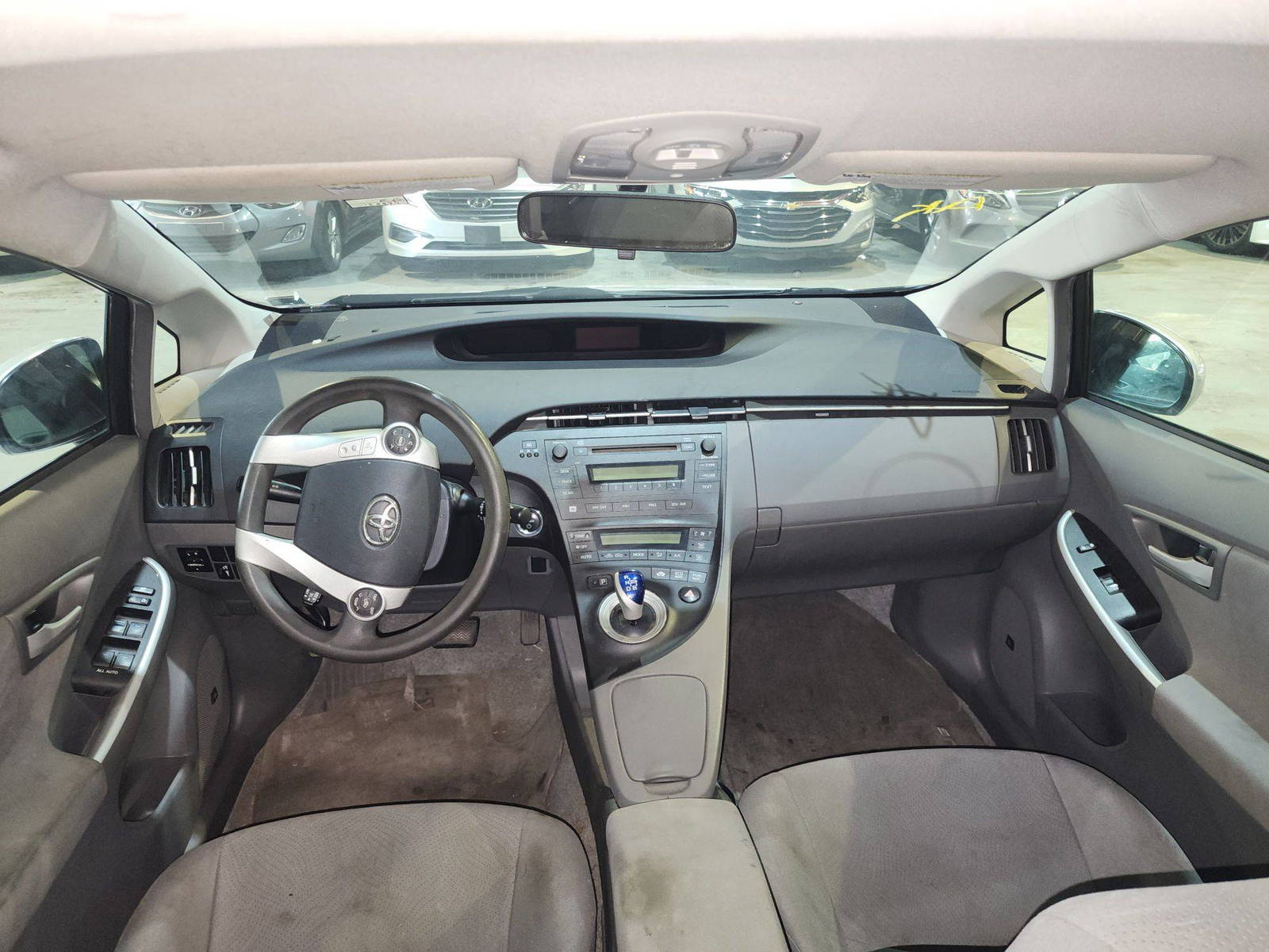 TOYOTA PRIUS 2010 - Marhaba Auction Used Cars - Image 8