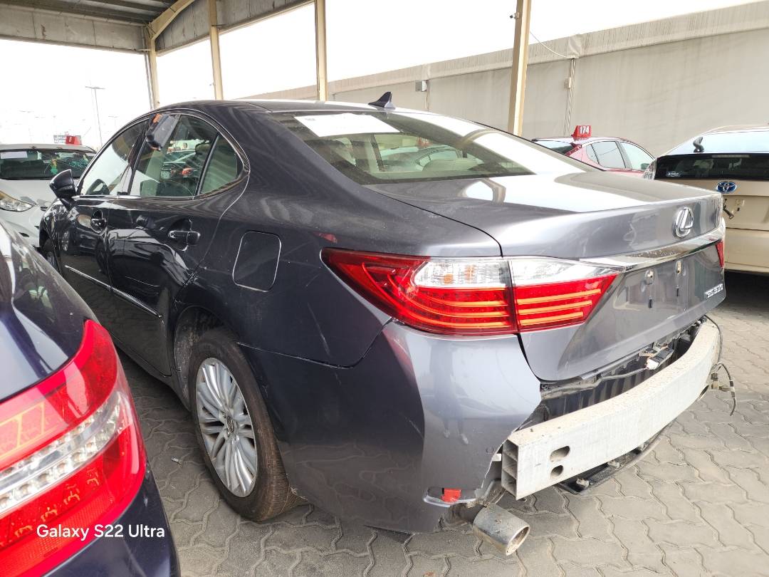 2014 LEXUS ES 350 — 96163 Miles — Lot 103443 — Ind. 12 - Marhaba Auctions Used Cars - Image 6