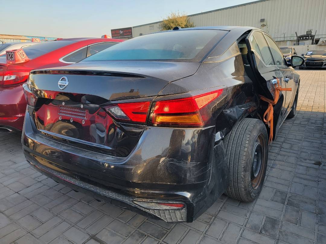 2020 NISSAN ALTIMA — 144137 Miles — Lot C214939 — Main - Marhaba Auctions Used Cars - Image 3