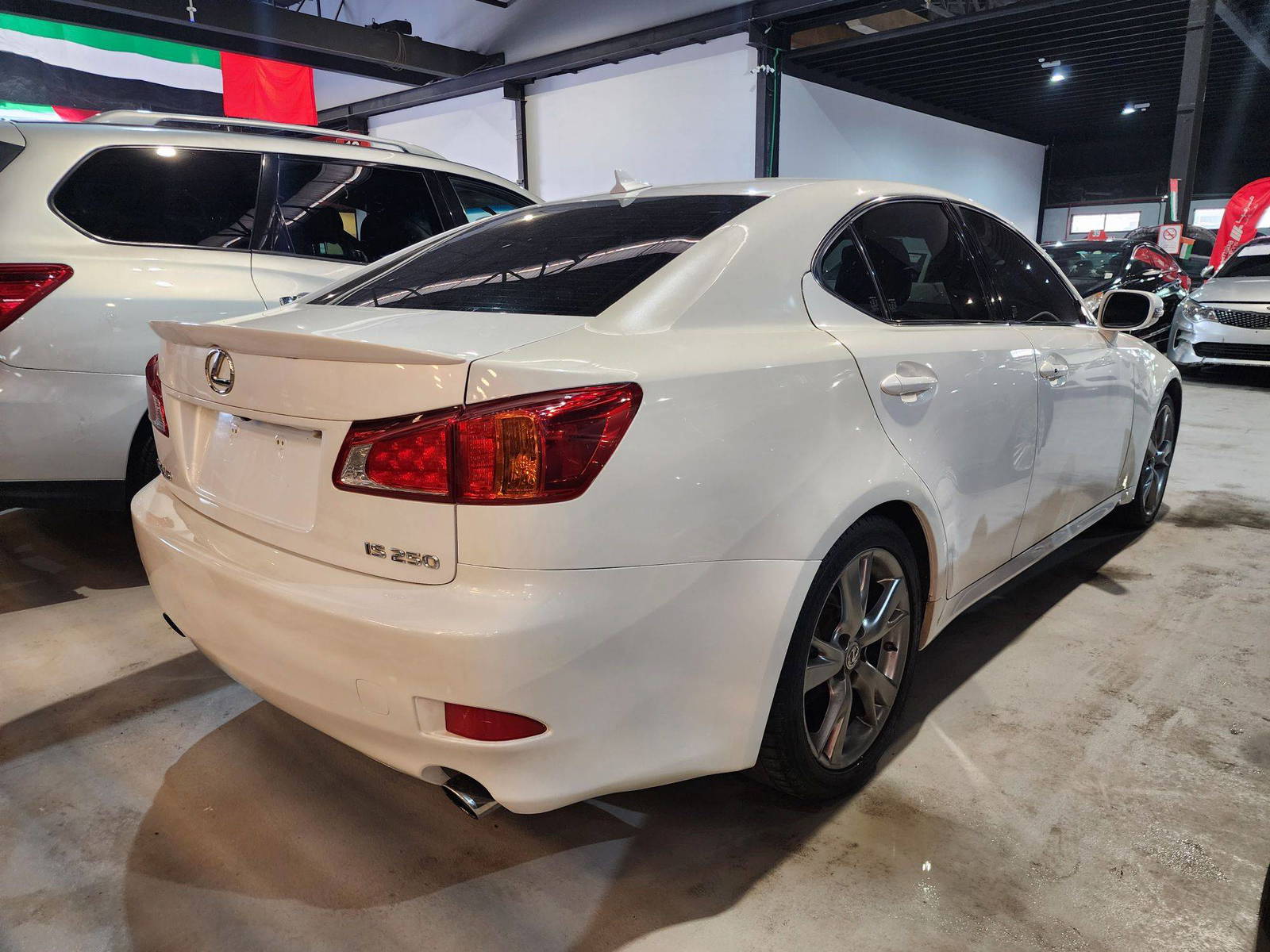 2010 LEXUS IS 250 — 217564 Miles — Lot 16057 — Al Quoz - Marhaba Auctions Used Cars - Image 6