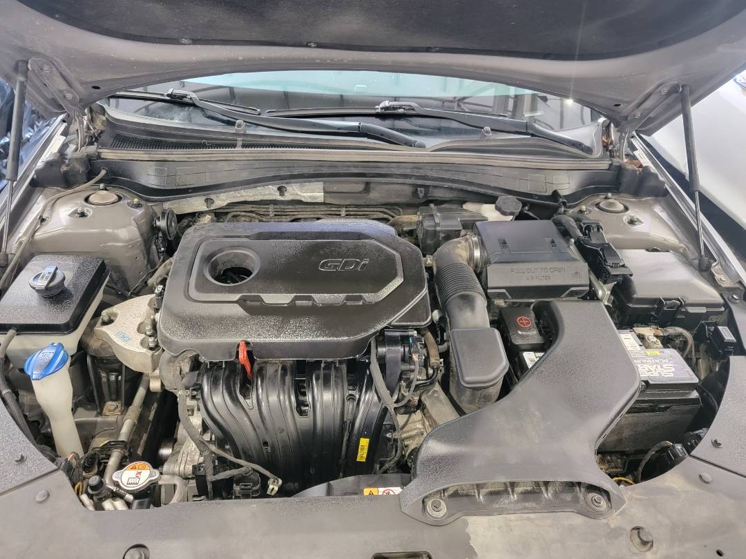 2018 KIA OPTIMA — 153185 Miles — Lot 9JG200605 — Main - Marhaba Auctions Used Cars - Image 11