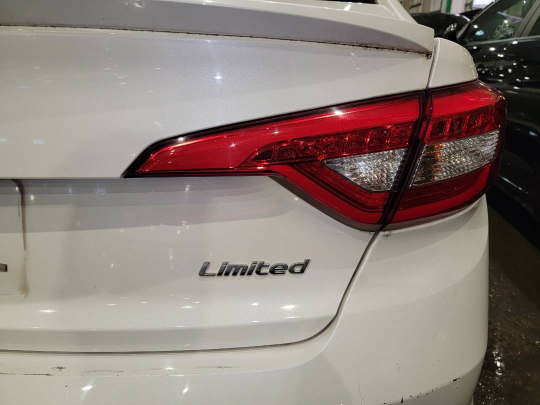 2015 HYUNDAI SONATA — 189051 Miles — Lot 70311903 - Marhaba Auctions Used Cars - Image 5