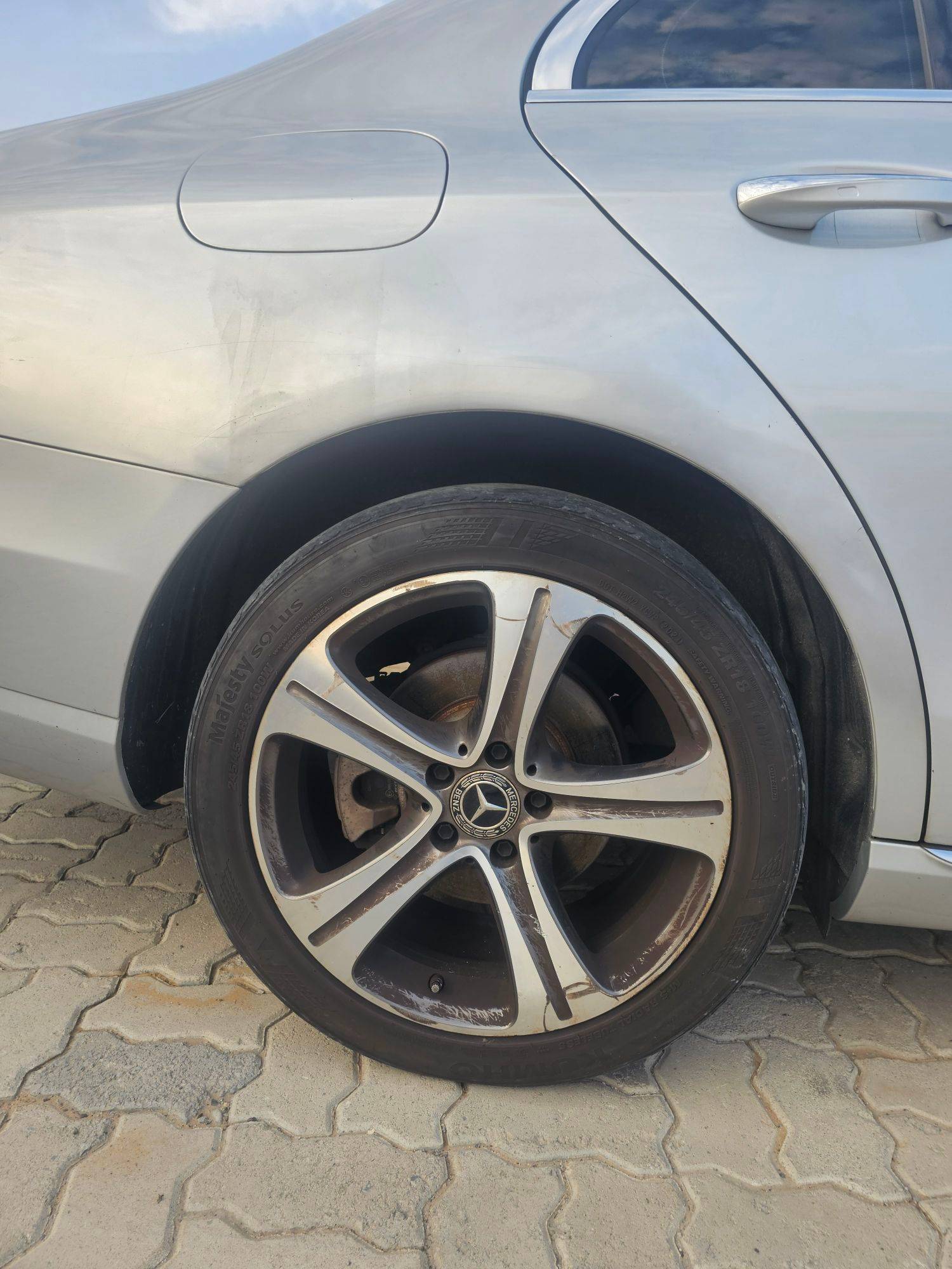 MERCEDES BENZ E-300 2019 - Marhaba Auction Used Cars - Image 7