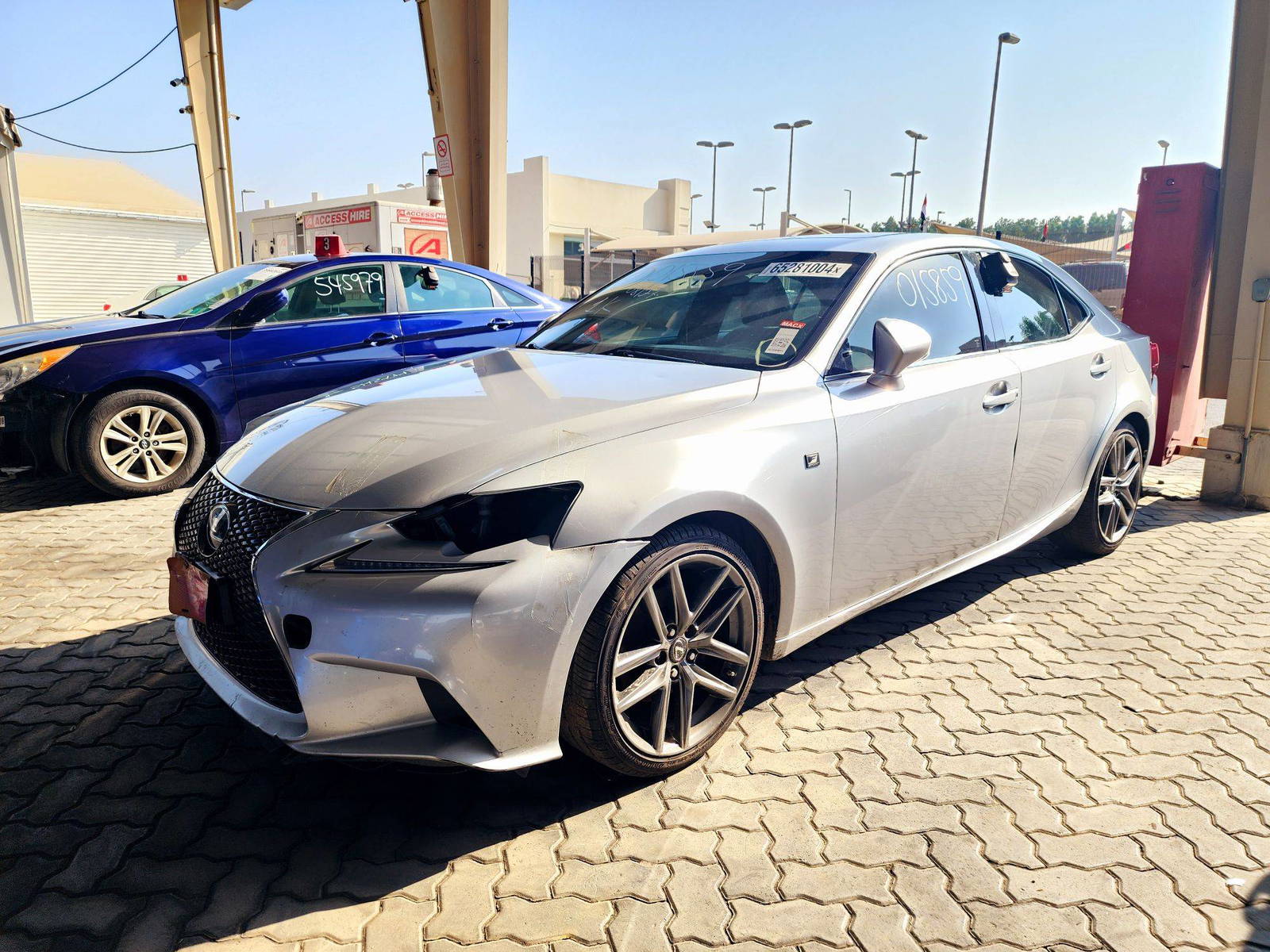 2015 LEXUS IS 250 — 117 576 Miles — Lot 5015859 — Souq - Marhaba Auctions Used Cars - Image 5