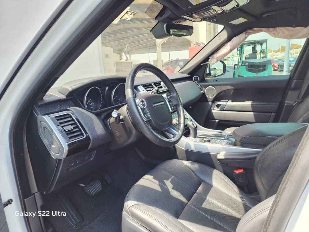 2017 LAND ROVER RANGE ROVER SPORT — 38590 Miles — Lot 74797 — Souq - Marhaba Auctions Used Cars - Image 7