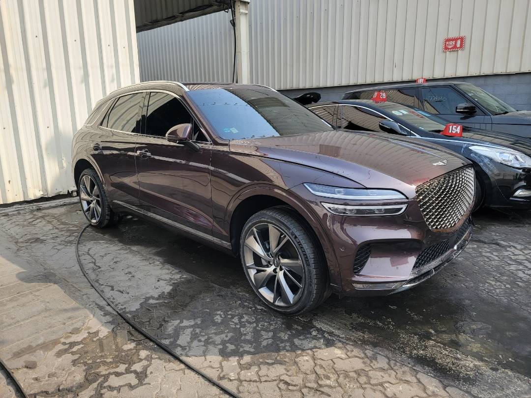 2021 GENESIS GV70 — 26297 KM — Lot 025314 — Main - Marhaba Auctions Used Cars - Image 5