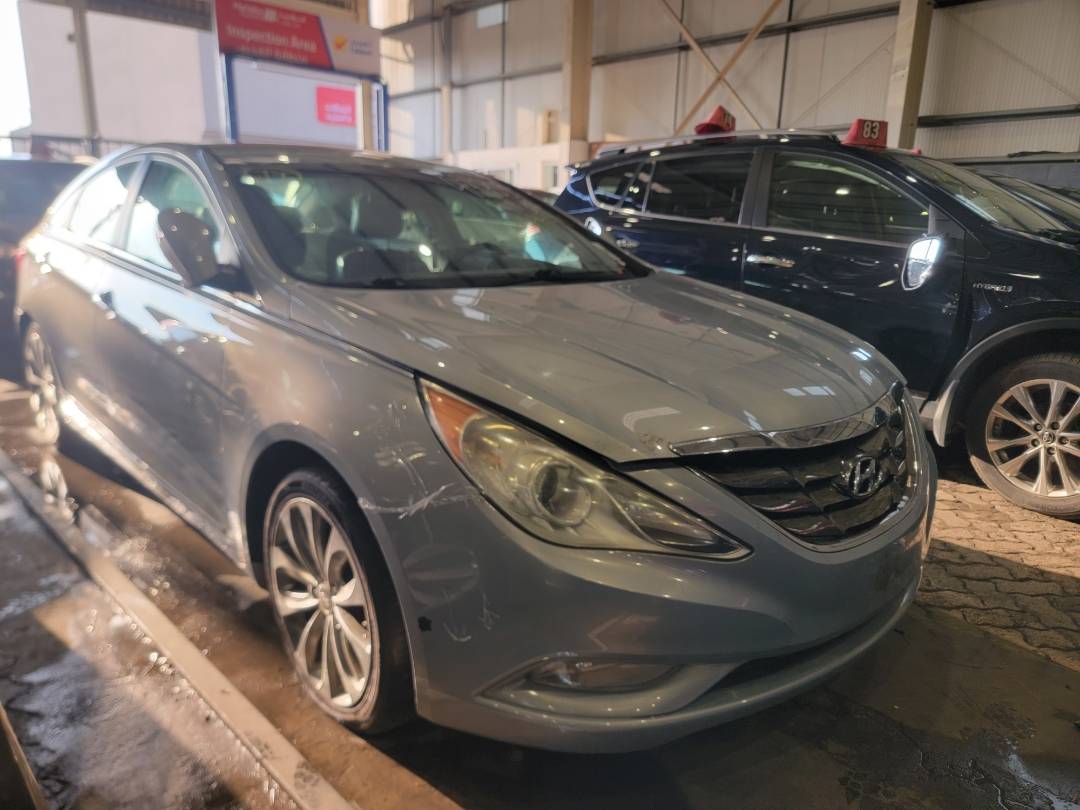 2012 HYUNDAI SONATA — 205593 Miles — Lot 40244734 — Main - Marhaba Auctions Used Cars - Image 4