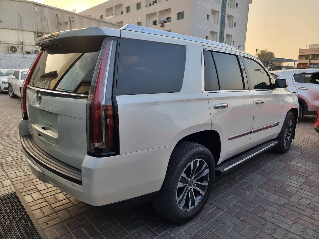 CADILLAC ESCALADE 2015 - Marhaba Auction Used Cars - Image 5
