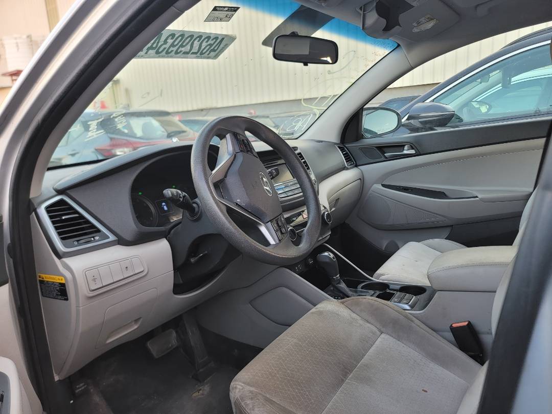 2016 HYUNDAI TUCSON — 117141 Miles — Lot 46229934 — Souq - Marhaba Auctions Used Cars - Image 6