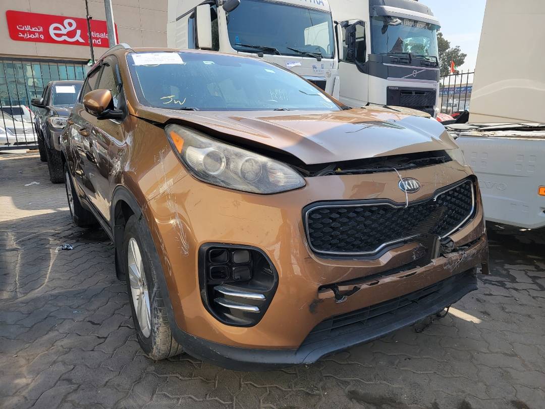 2019 KIA SPORTAGE — 112304 Miles — Lot 7572695 — Main - Marhaba Auctions Used Cars - Image 4