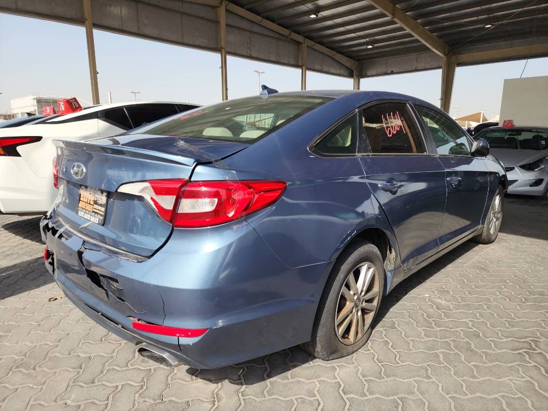 2017 HYUNDAI SONATA — 120267 Miles — Lot H550627 — Souq - Marhaba Auctions Used Cars - Image 5