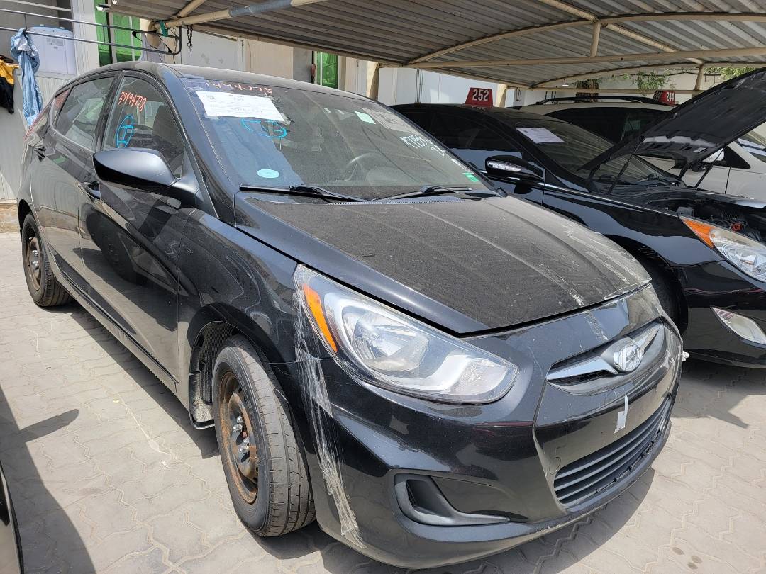 2014 HYUNDAI ACCENT — 160303 Miles — Lot 39494778 — Souq - Marhaba Auctions Used Cars - Image 5