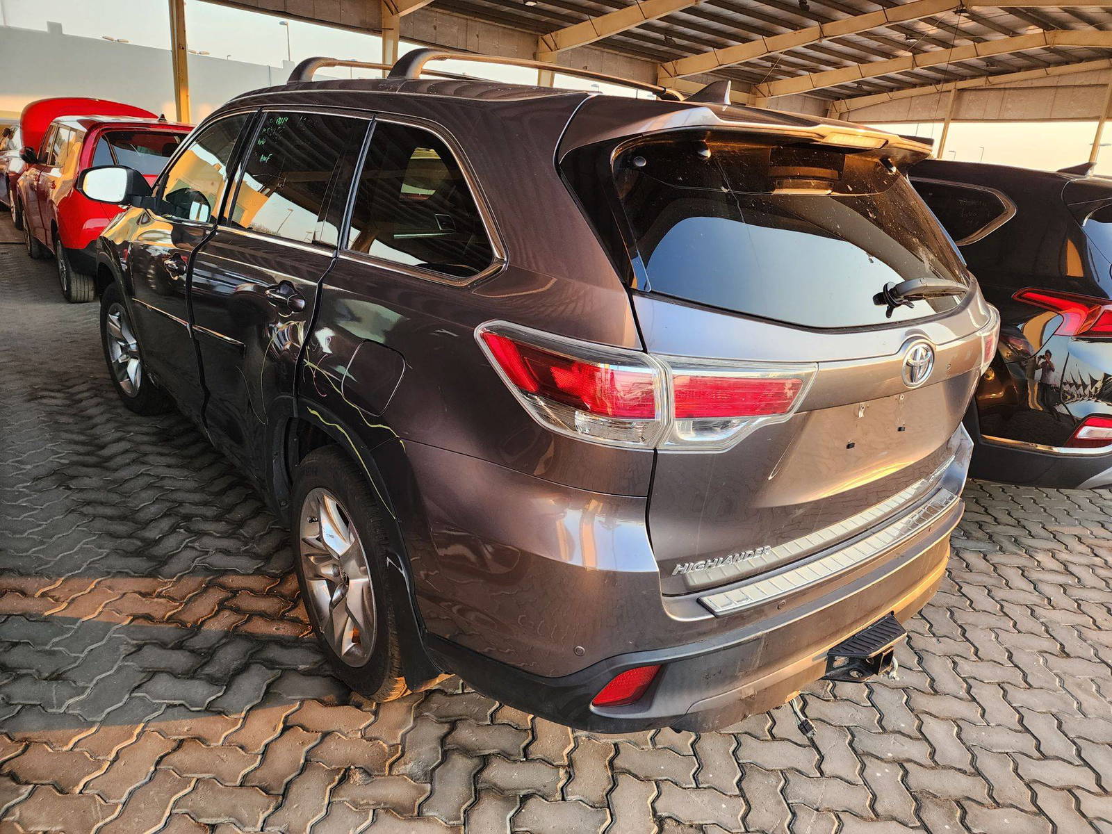 2016 TOYOTA HIGHLANDER — 118174 Miles — Lot 66889023 - Marhaba Auctions Used Cars - Image 3