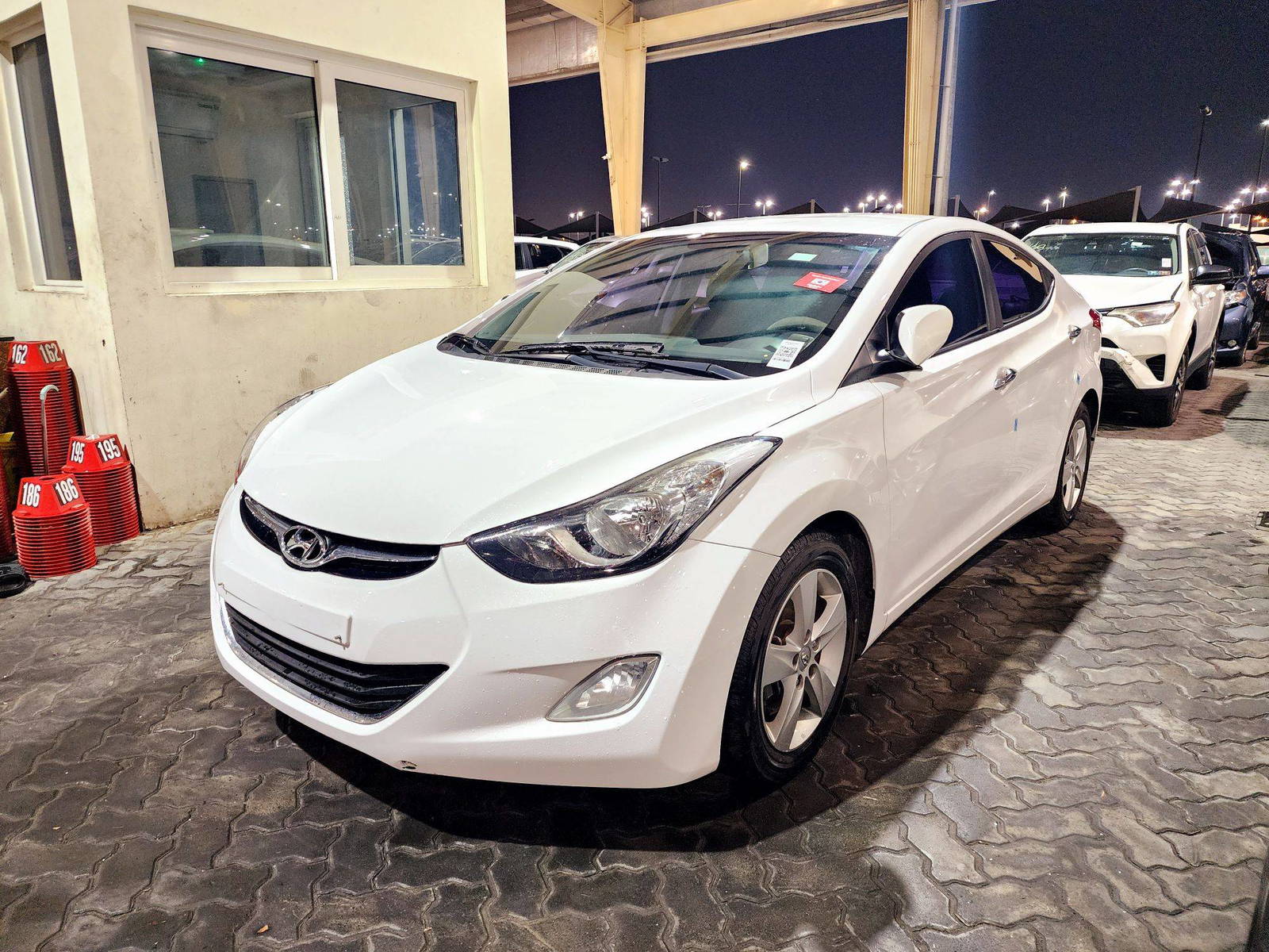 2013 HYUNDAI AVANTE — 174971 KM — Lot 819358 — Souq - Marhaba Auctions Used Cars - Image 5
