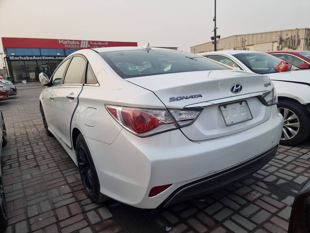 2013 HYUNDAI SONATA — 131009 Miles — Lot 215487 — Ind. 12 - Marhaba Auctions Used Cars - Image 5