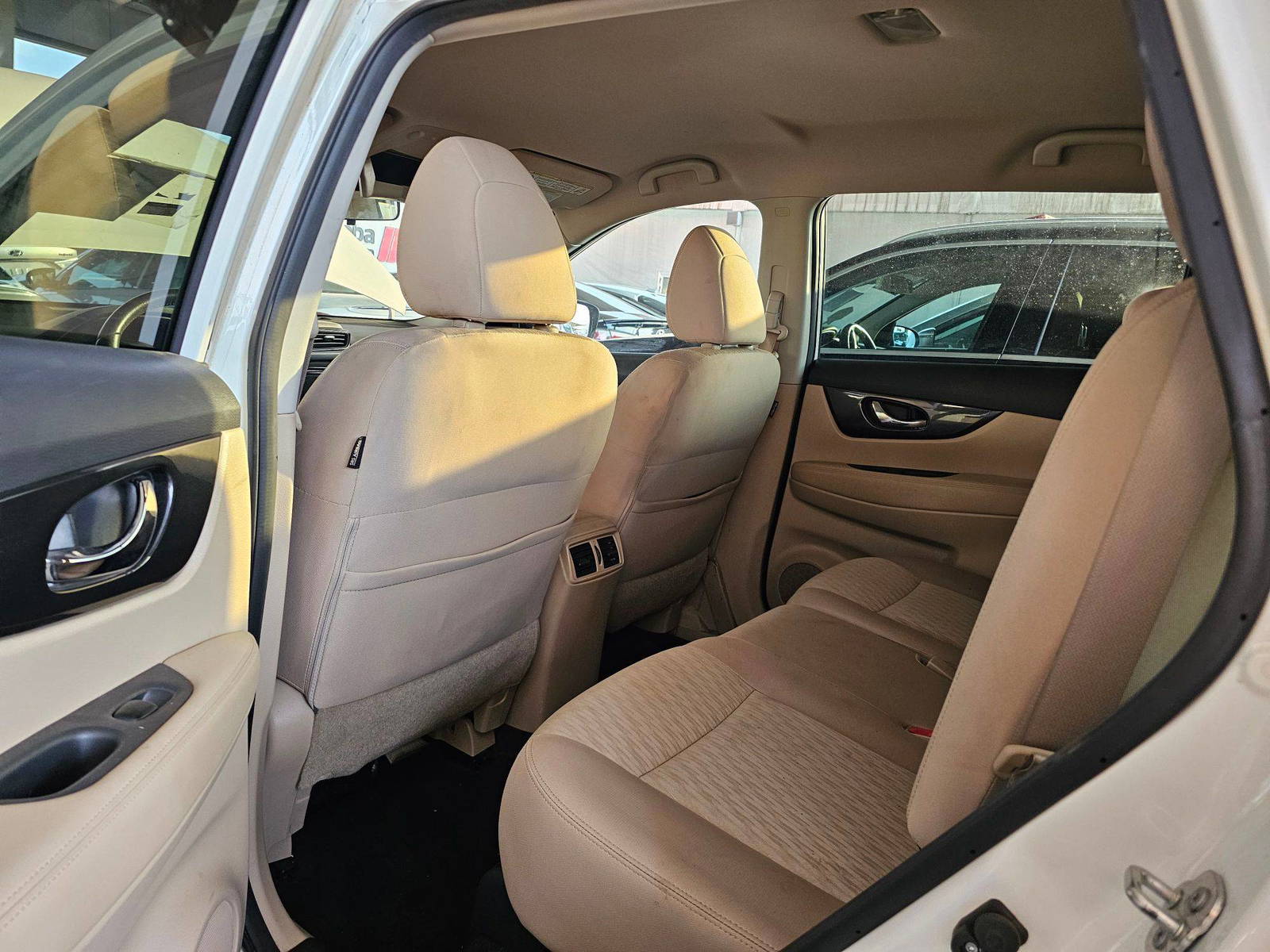 2019 NISSAN ROGUE — 167227 Miles — Lot 43029142 — Souq - Marhaba Auctions Used Cars - Image 6