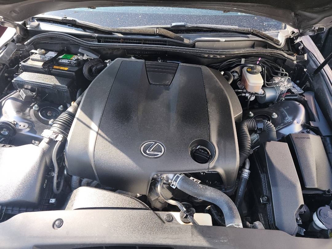 2014 LEXUS IS 250 — 72268 Miles — Lot 5007361 - Marhaba Auctions Used Cars - Image 9
