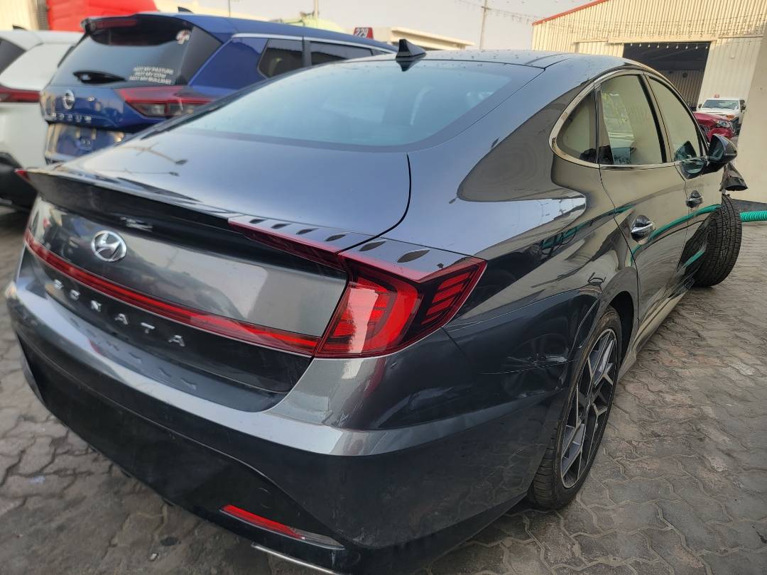 2023 HYUNDAI SONATA — 42092 Miles — Lot 41274722 — Al Surrah - Marhaba Auctions Used Cars - Image 4