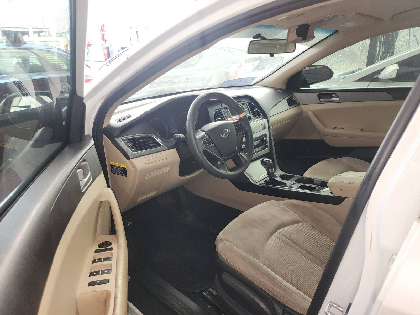 2015 HYUNDAI SONATA — 160547 Miles — Lot 63020685 — Main - Marhaba Auctions Used Cars - Image 9