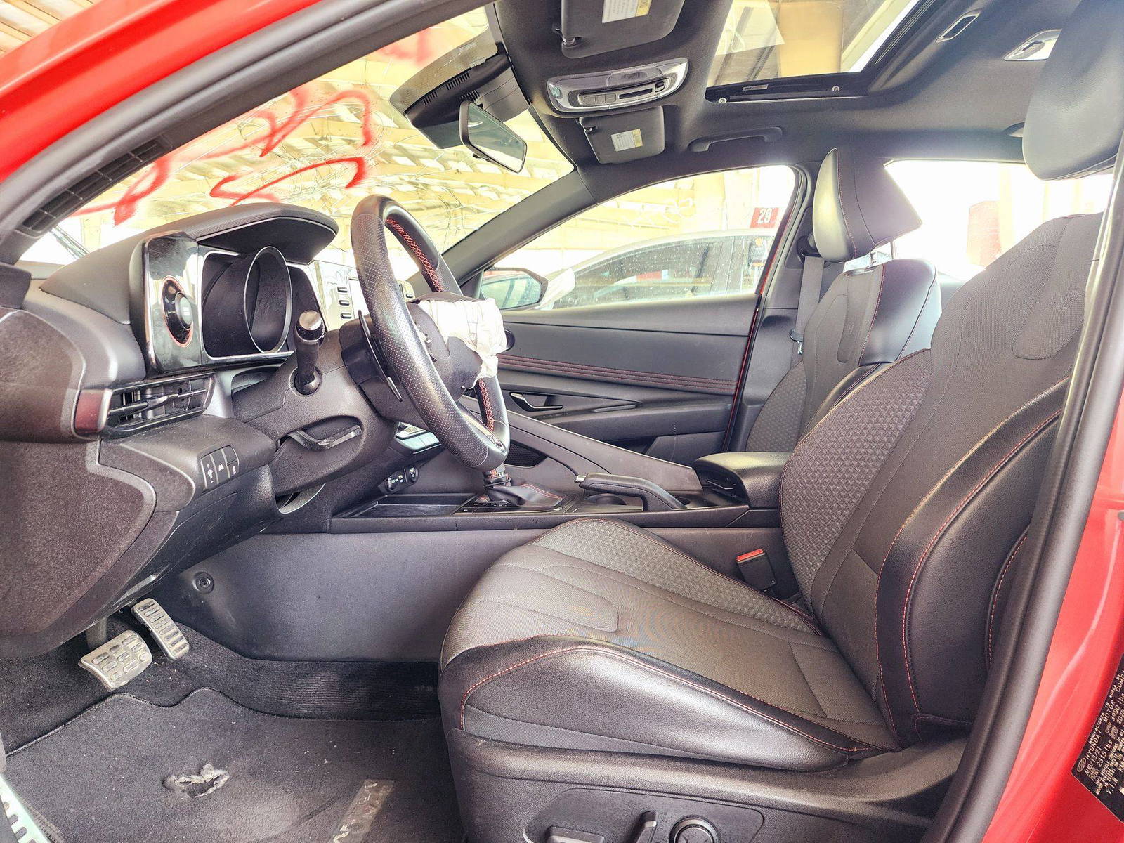 2022 HYUNDAI ELANTRA — 79454 Miles — Lot NU241189 — Souq - Marhaba Auctions Used Cars - Image 9