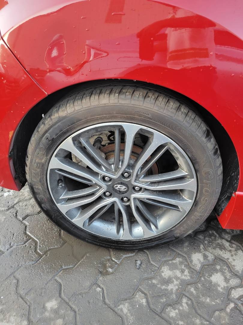 2016 HYUNDAI VELOSTER — 82568 Miles — Lot U300700 — Main - Marhaba Auctions Used Cars - Image 9
