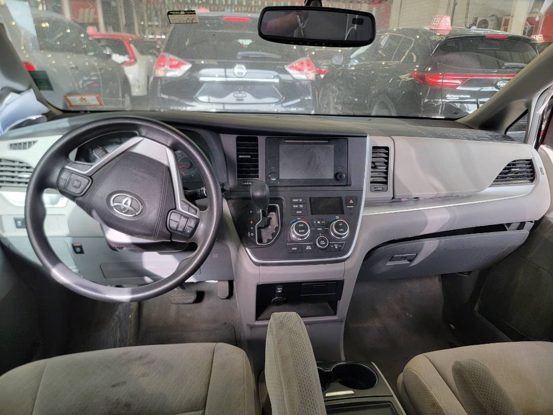 2017 TOYOTA SIENNA — 114519 Miles — Lot 846477 — Main - Marhaba Auctions Used Cars - Image 7