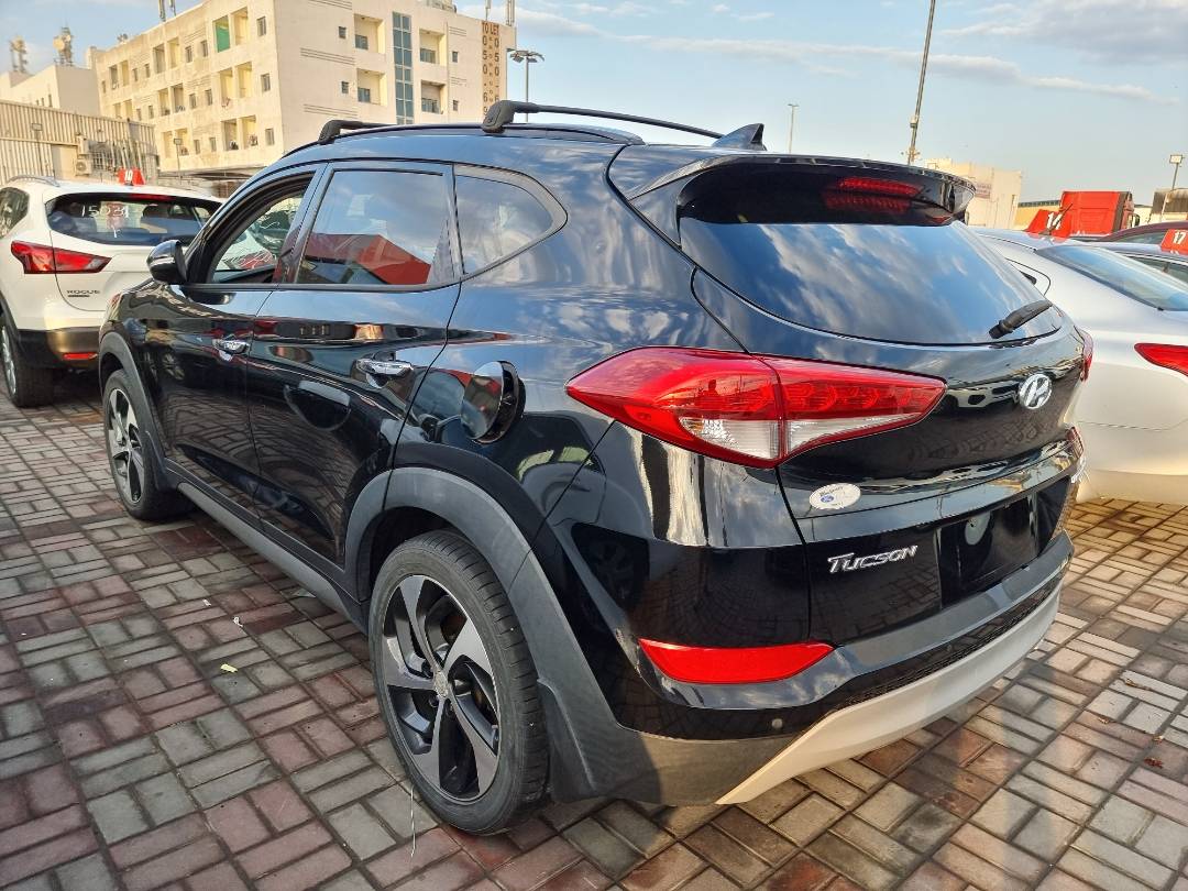 2017 HYUNDAI TUCSON — 100203 Miles — Lot 125487 — Ind. 12 - Marhaba Auctions Used Cars - Image 4
