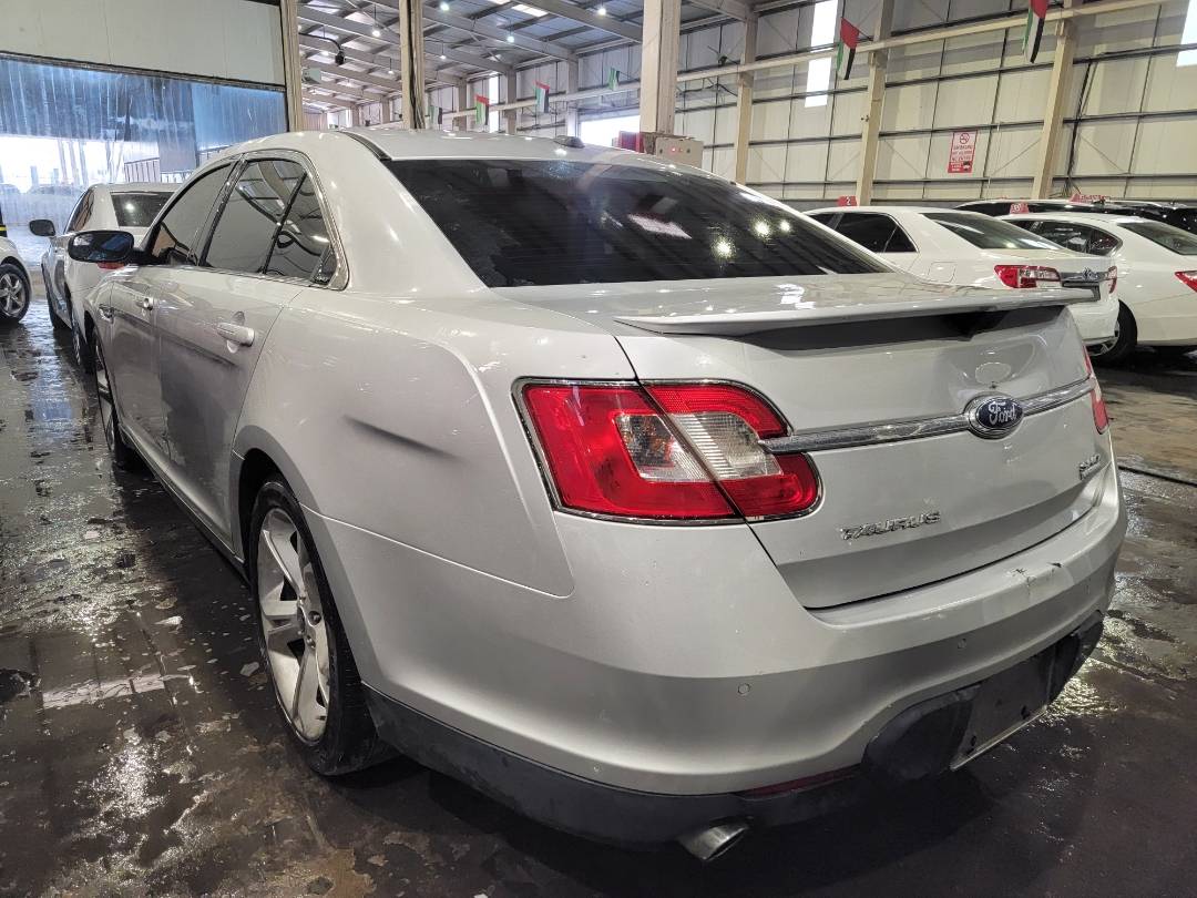 2012 FORD TAURUS — 98726 KM — Lot 104060 — Main - Marhaba Auctions Used Cars - Image 5