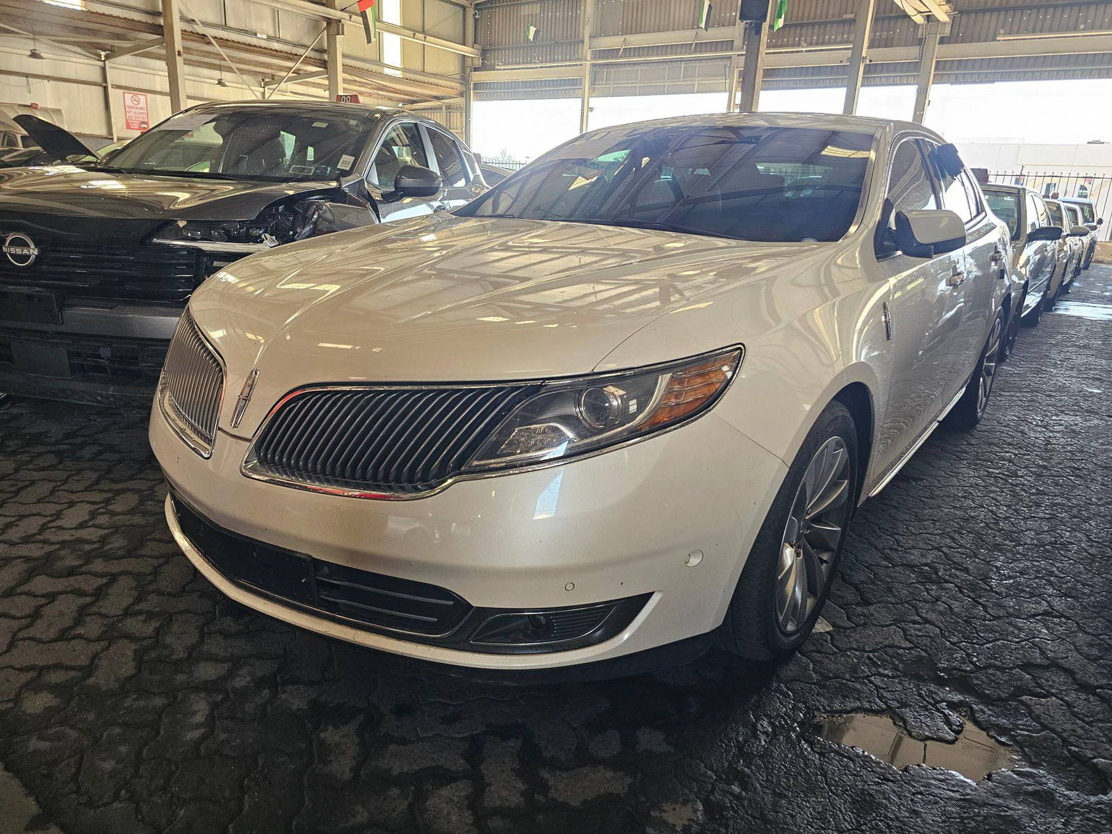 LINCOLN MKS 2014 - Marhaba Auction Used Cars - Image 5