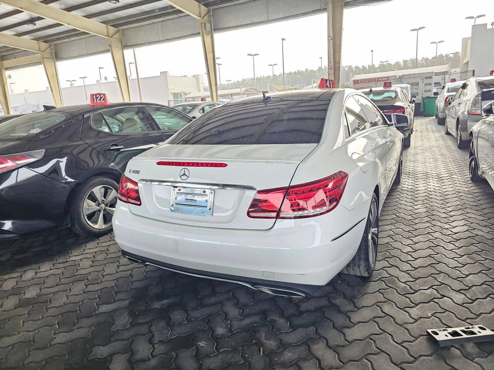 MERCEDES BENZ E-400 2017 - Marhaba Auction Used Cars - Image 4