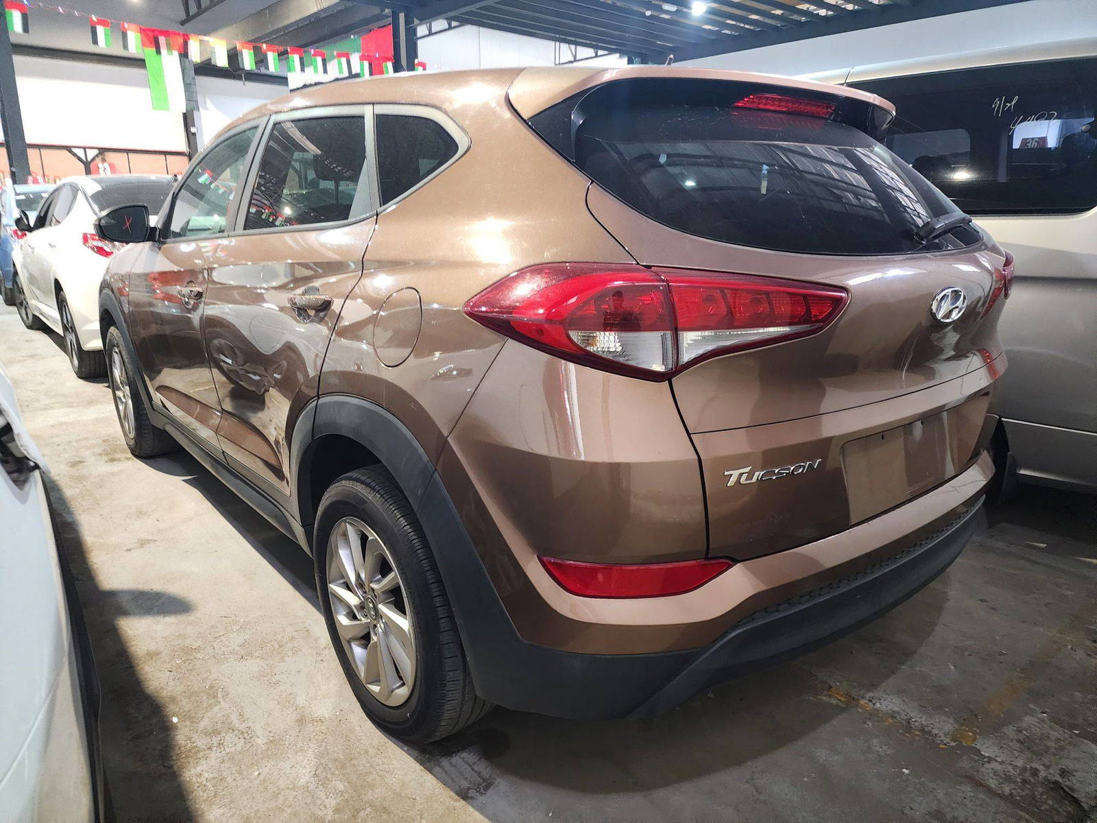 2017 HYUNDAI TUCSON — 174997 Miles — Lot 39471 — Main - Marhaba Auctions Used Cars - Image 6