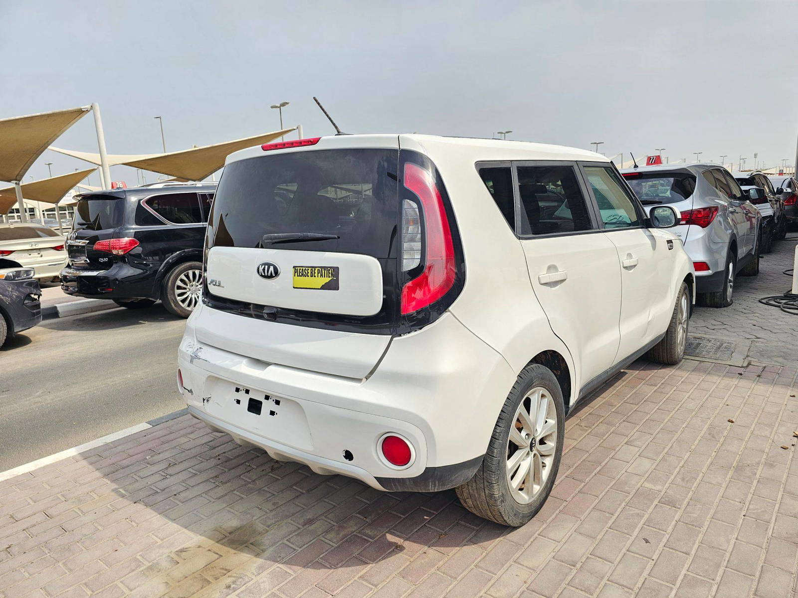 2018 KIA SOUL — 125825 Miles — Lot XJ7897977 — Souq - Marhaba Auctions Used Cars - Image 3