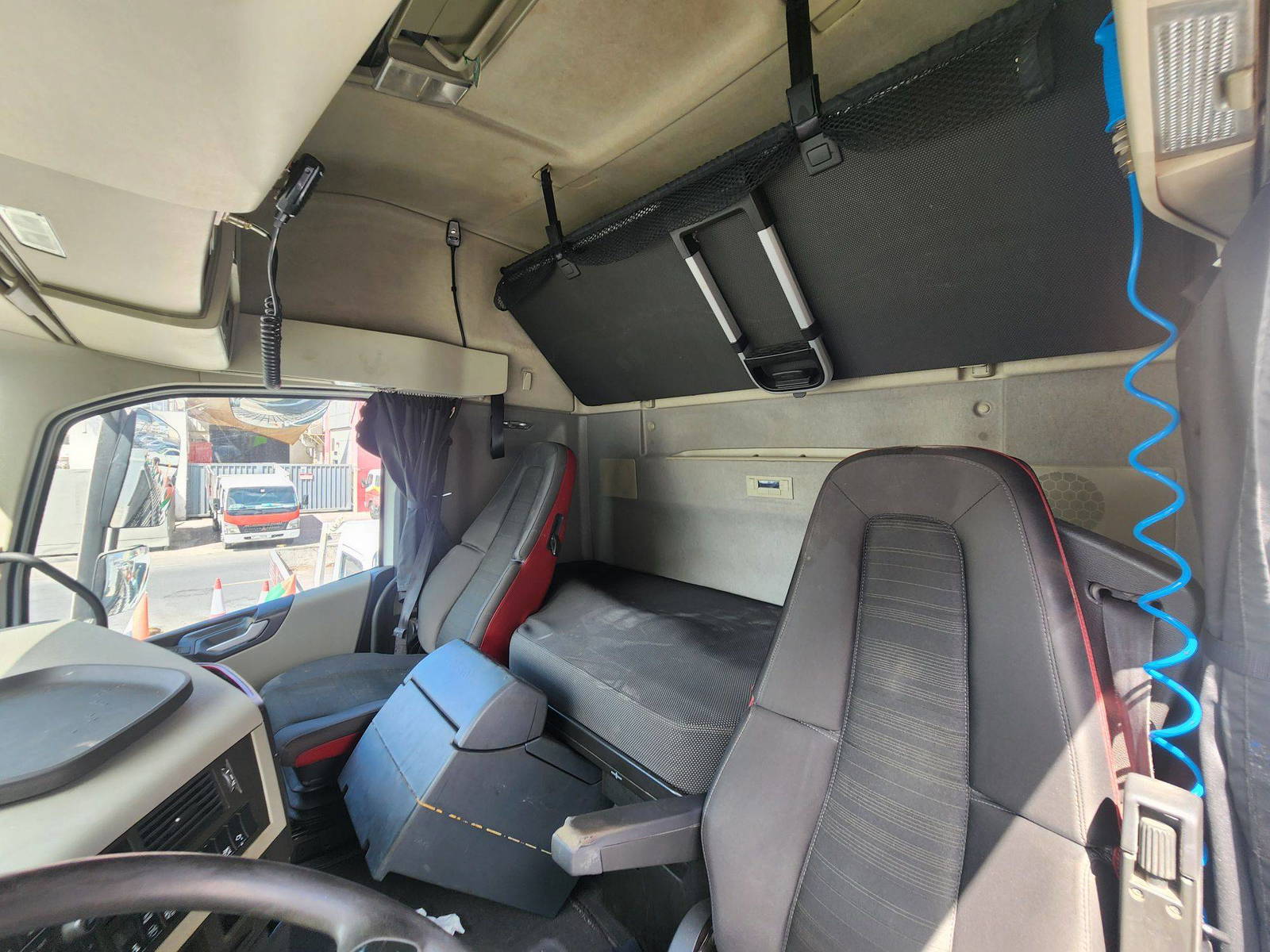 VOLVO FH-Series 2016 - Marhaba Auction Used Cars - Image 7