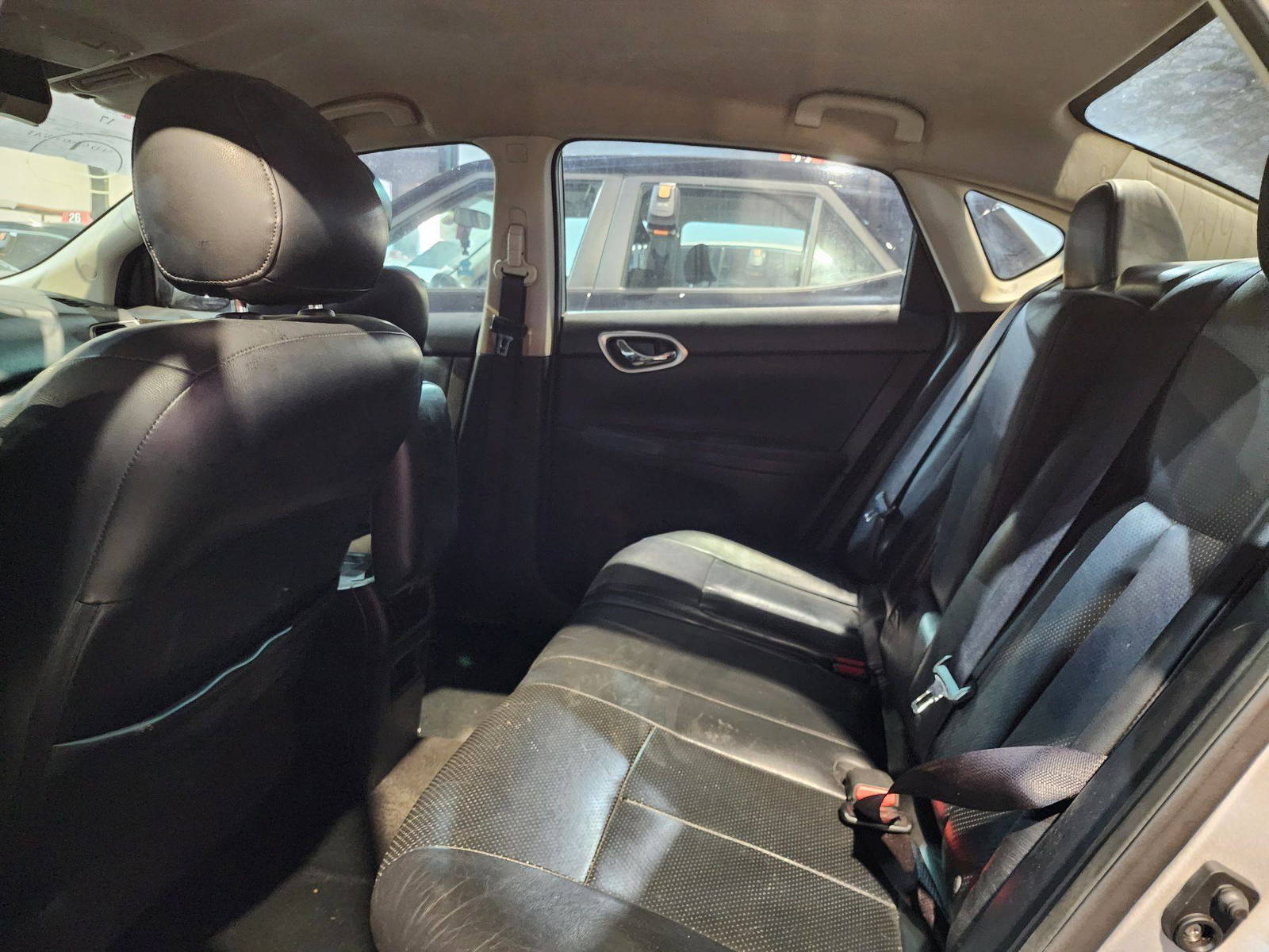 2013 NISSAN SENTRA — 199024 Miles — Lot 63294084 — Al Quoz - Marhaba Auctions Used Cars - Image 7