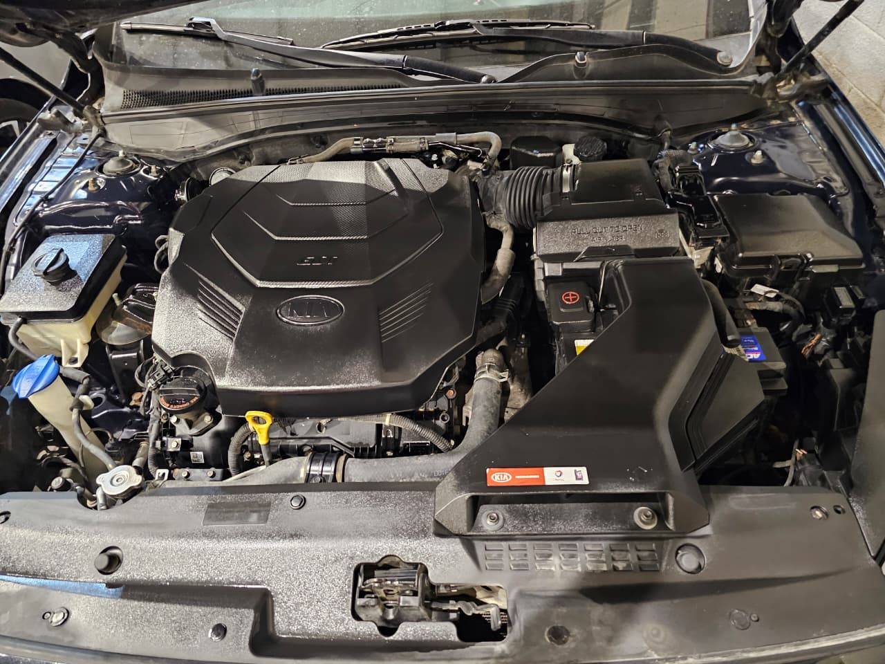 2017 KIA CADENZA — 160001 Miles — Lot XH5064254 — Main - Marhaba Auctions Used Cars - Image 11