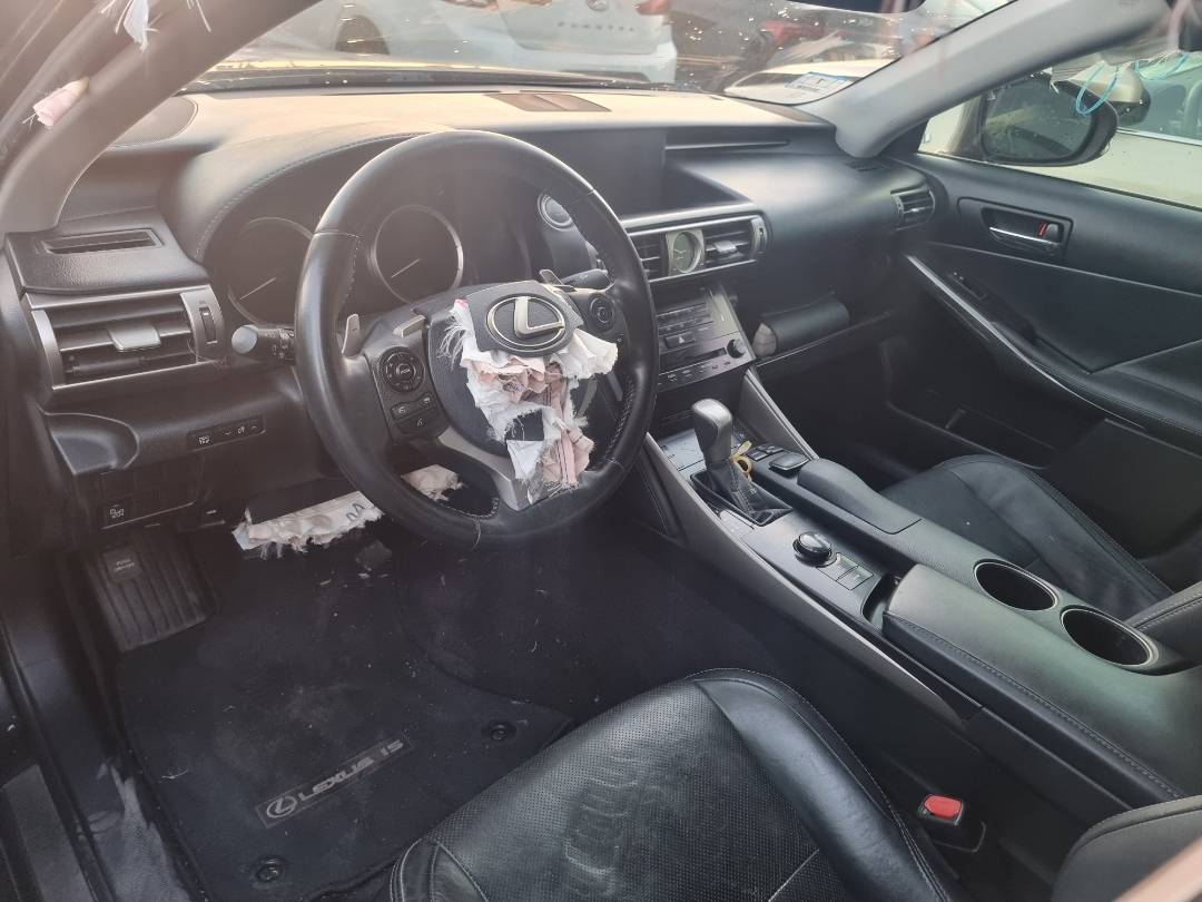 LEXUS IS 250 2014 - Marhaba Auction Used Cars - Image 8