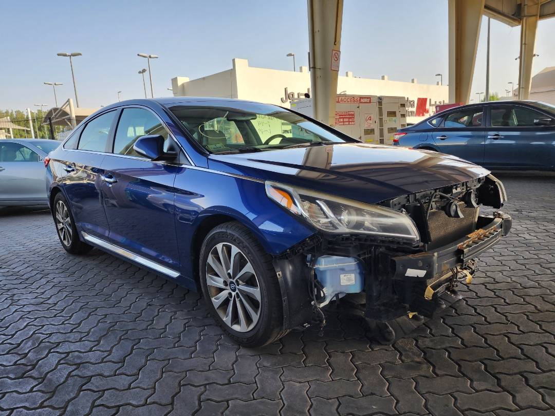 2016 HYUNDAI SONATA — 251347 Miles — Lot 54308104 — Ind. 12 - Marhaba Auctions Used Cars - Image 4