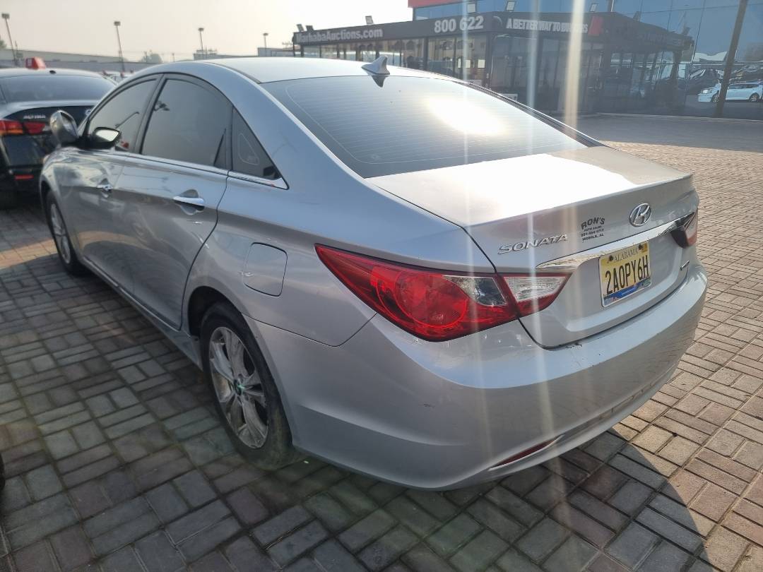 2011 HYUNDAI SONATA — 144140 Miles — Lot 125487 — Ind. 12 - Marhaba Auctions Used Cars - Image 4