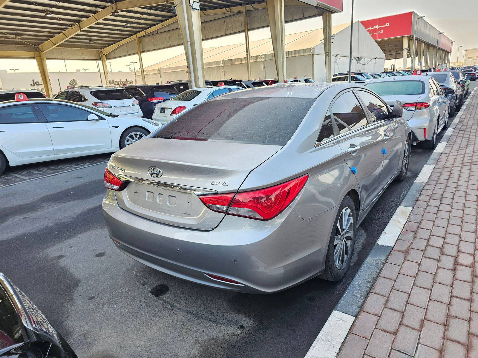 2013 HYUNDAI SONATA — 194459 KM — Lot 41ABDA479433 — Souq - Marhaba Auctions Used Cars - Image 4