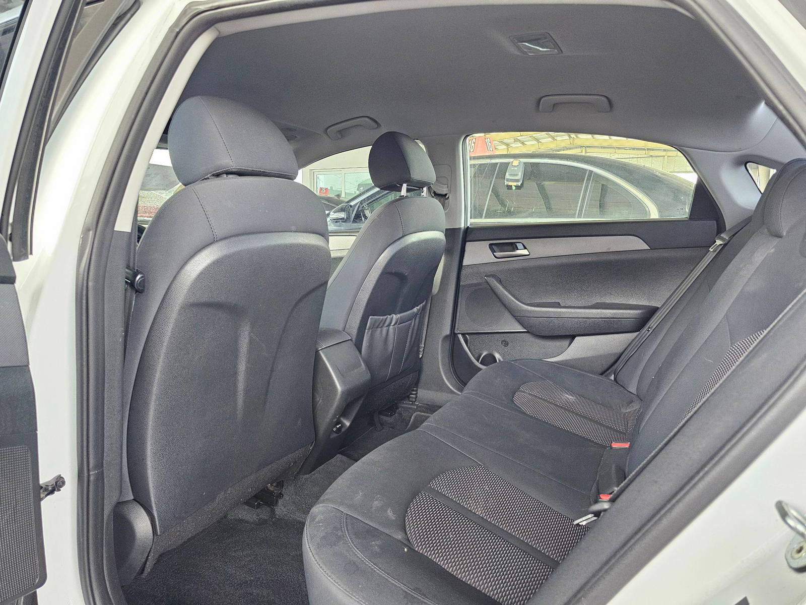 HYUNDAI SONATA 2018 - Marhaba Auction Used Cars - Image 6